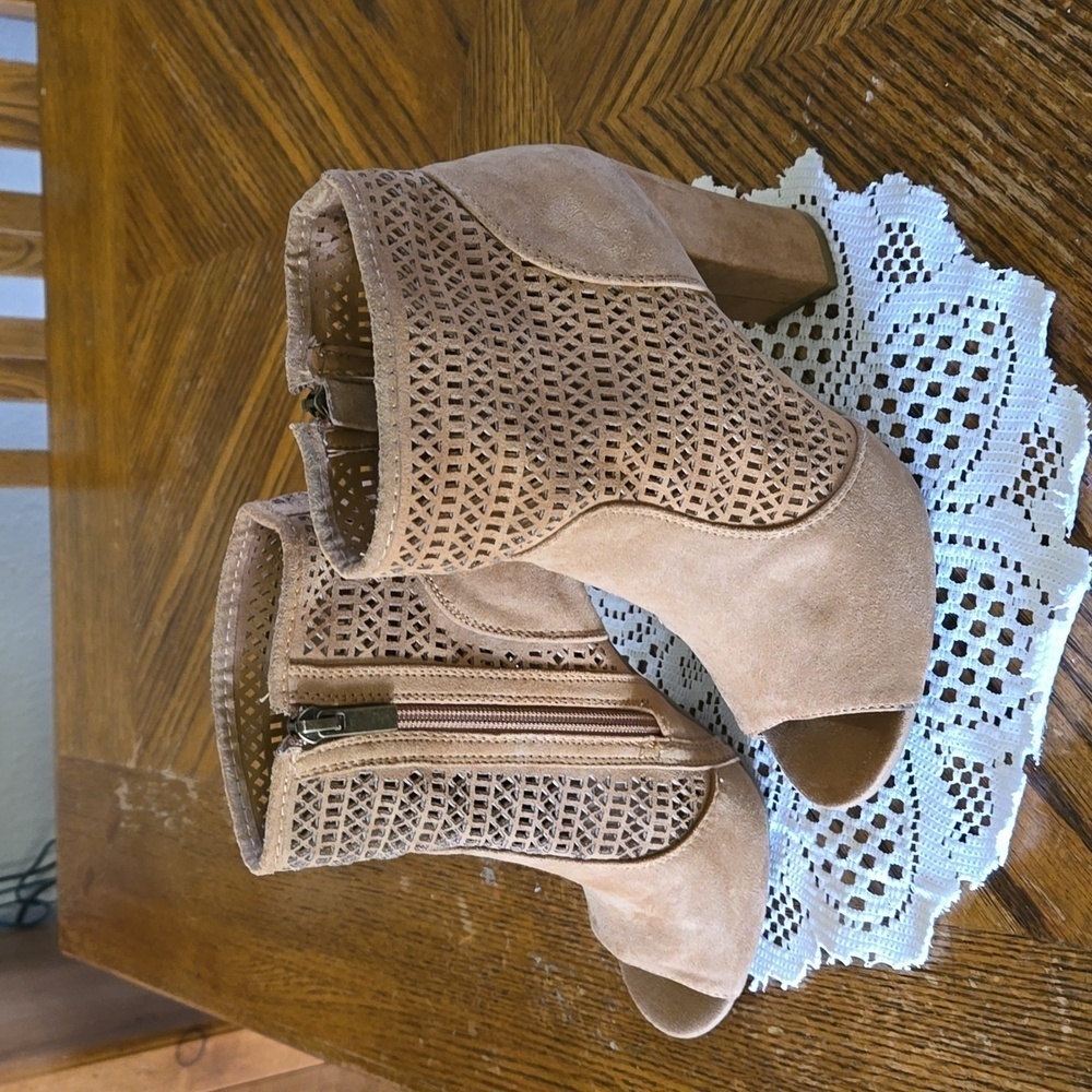 BAMBOO FAUX SUEDE ANKLE BOOTS WITH PEEP TOE
